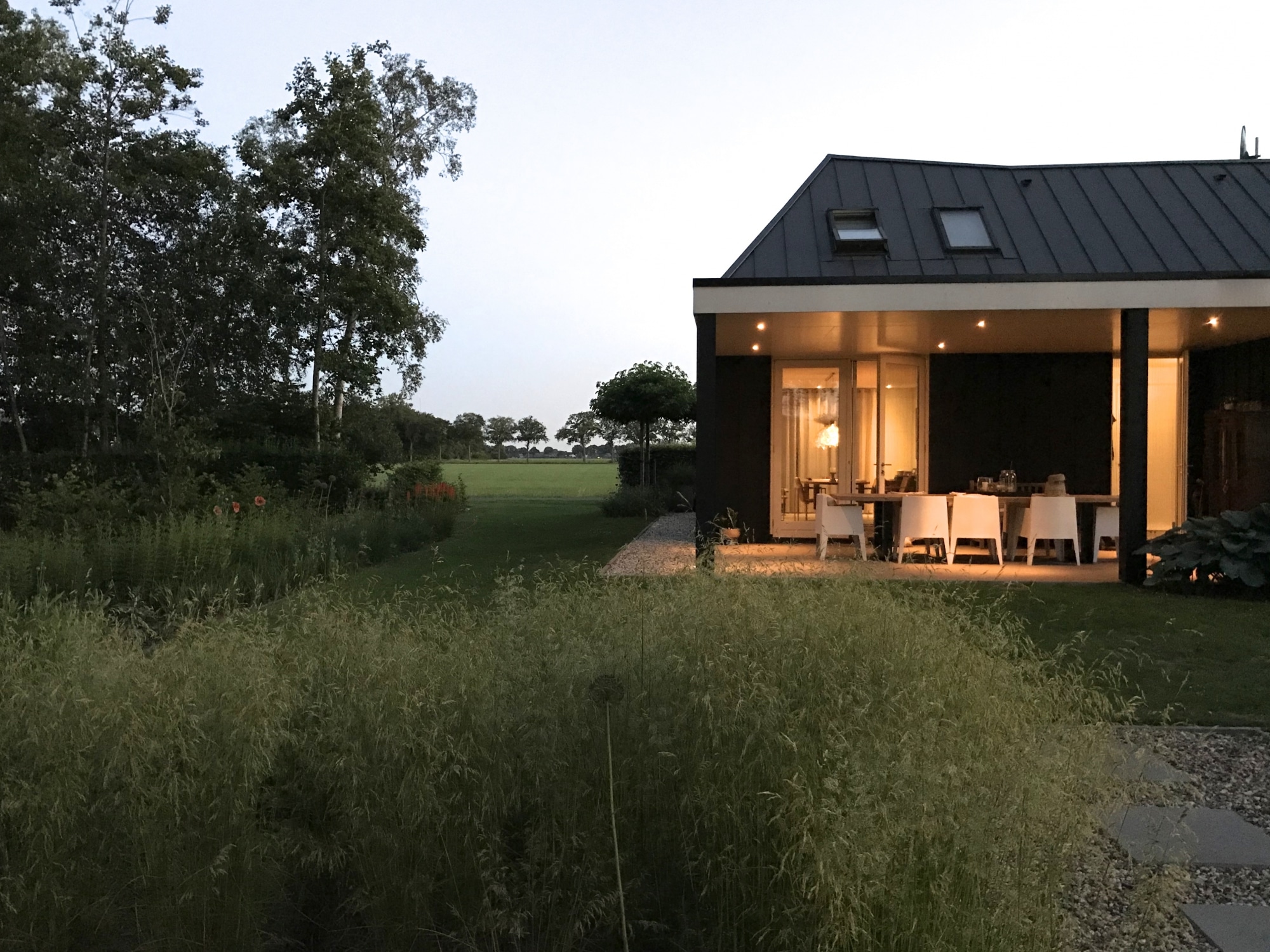 kleurrijke landschapstuin 12